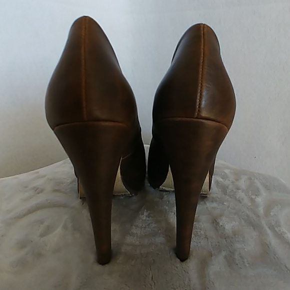 Dereon Women's Brown Pumps Heels Shoes - Picture 3 of 5